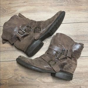 Steve Madden Taupe Leather Boots with Buckles